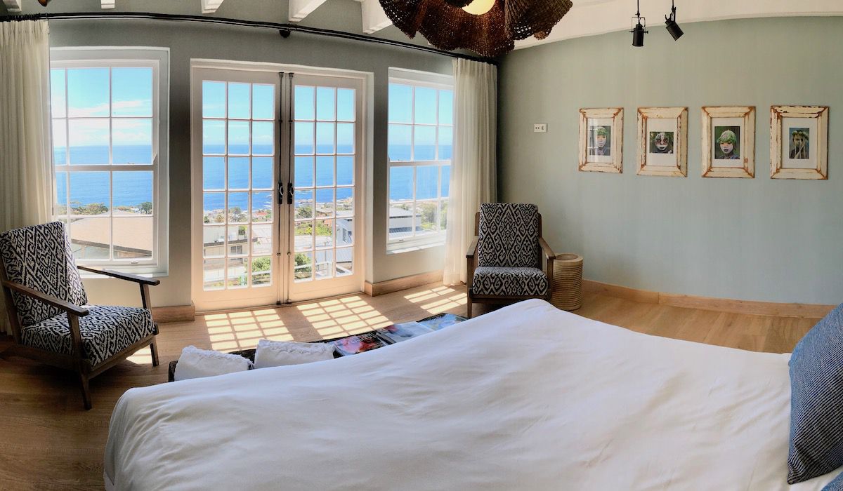 la Baia bedroom A luxurious villa rental in Cape Town